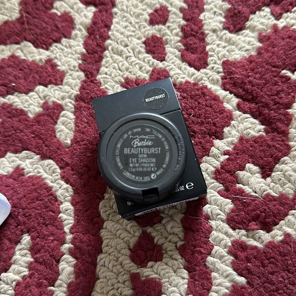 Rare and in perfect condition!  MAC x Barbie Beauty Burst shadow!  Deep sienna. - Picture 3 of 3
